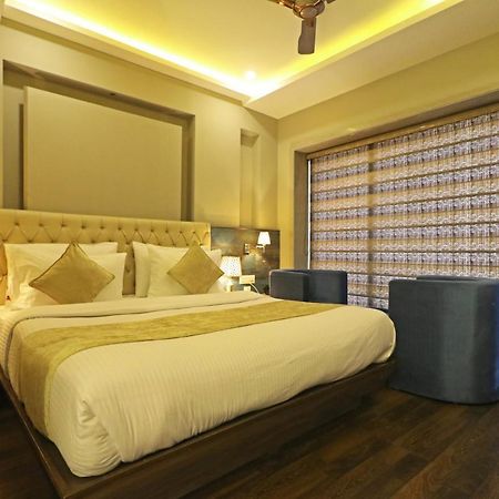 The Ivy Grand Hotel In City Centre With Free Secured Parking New Delhi Luaran gambar