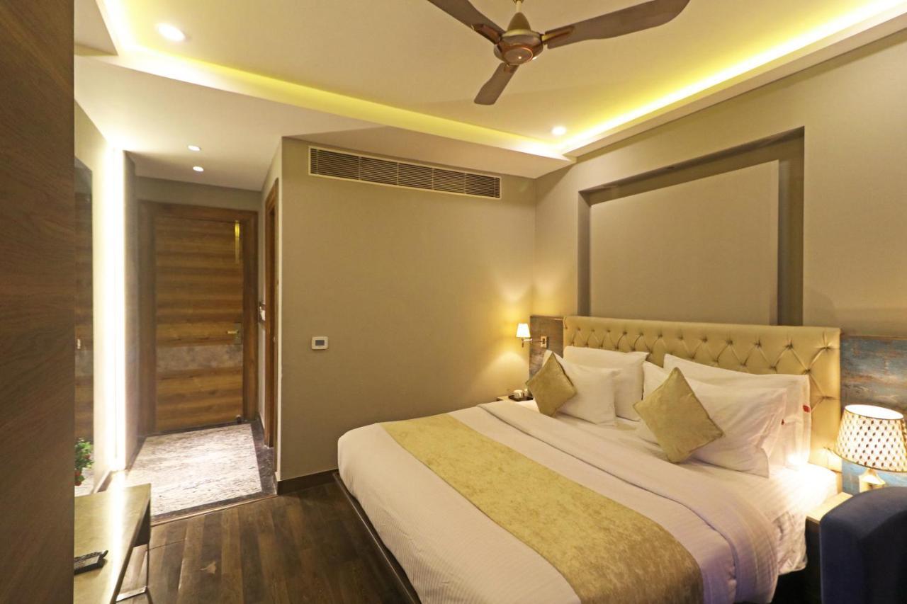 The Ivy Grand Hotel In City Centre With Free Secured Parking New Delhi Luaran gambar