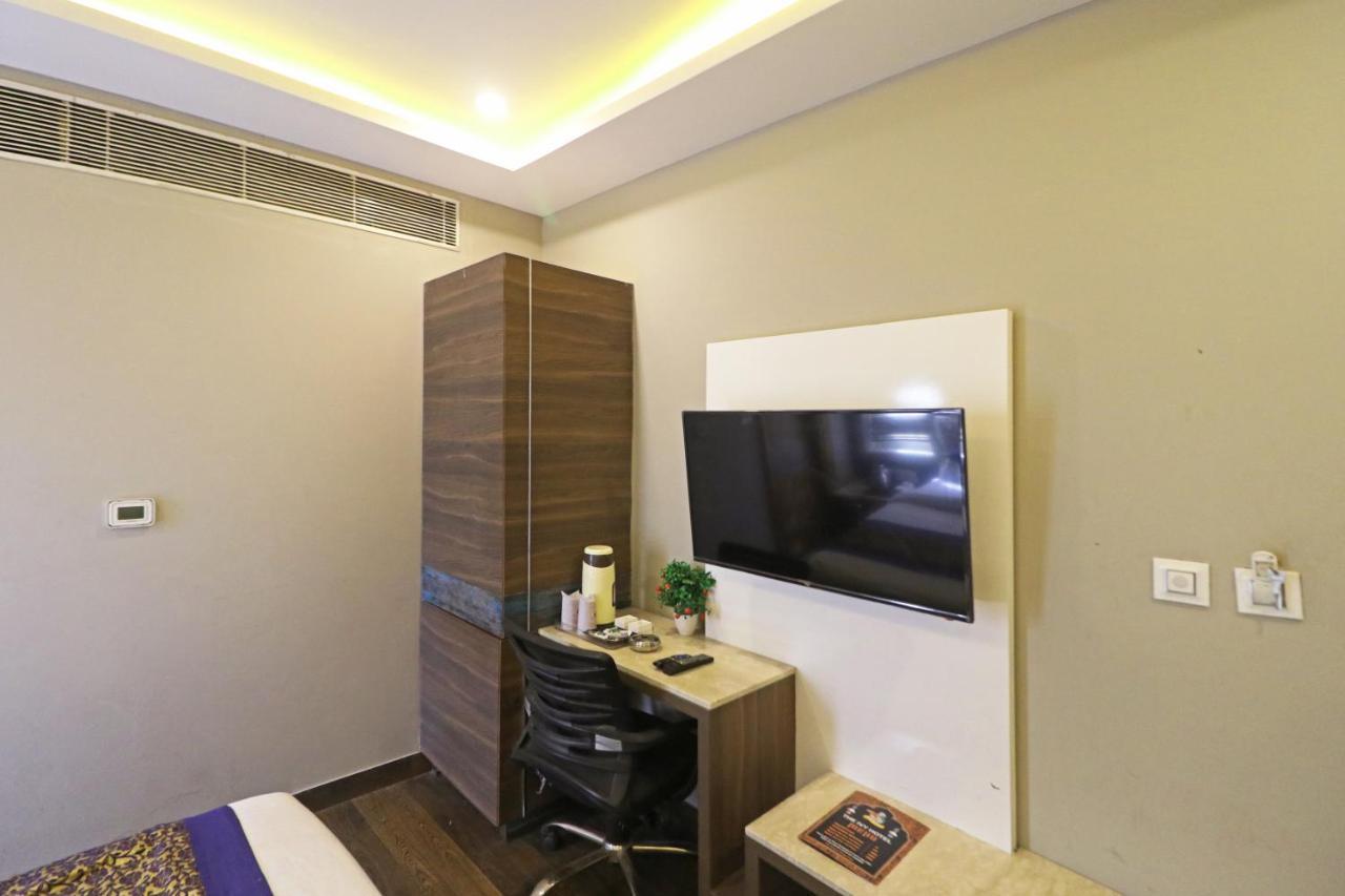 The Ivy Grand Hotel In City Centre With Free Secured Parking New Delhi Luaran gambar