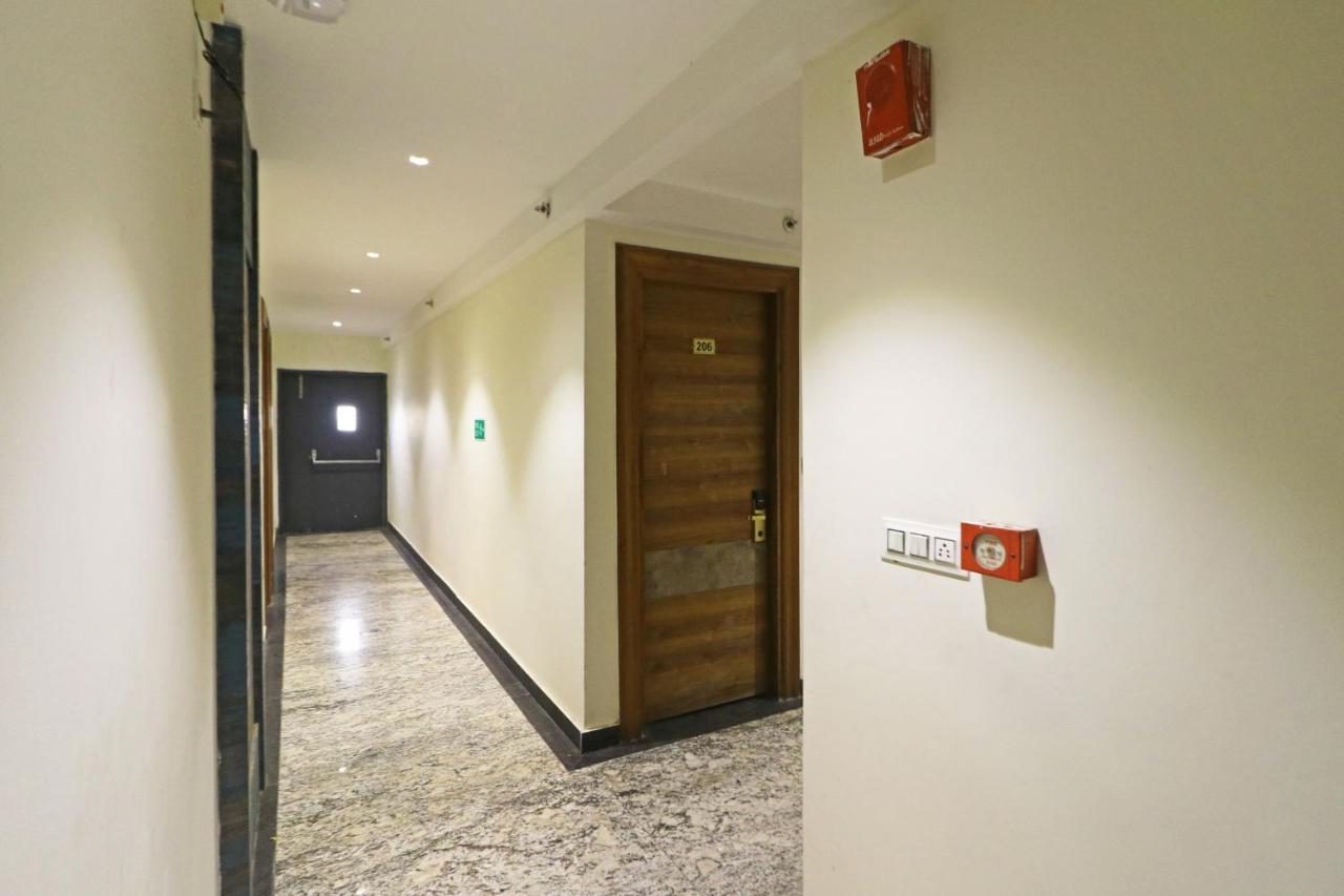 The Ivy Grand Hotel In City Centre With Free Secured Parking New Delhi Luaran gambar