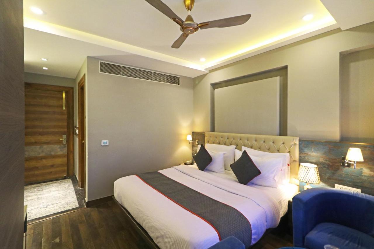 The Ivy Grand Hotel In City Centre With Free Secured Parking New Delhi Luaran gambar