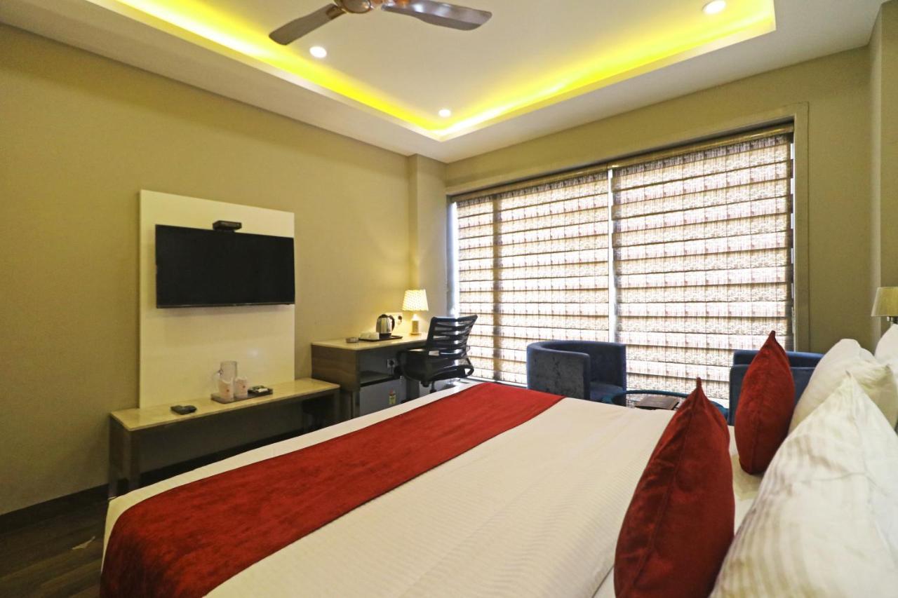The Ivy Grand Hotel In City Centre With Free Secured Parking New Delhi Luaran gambar