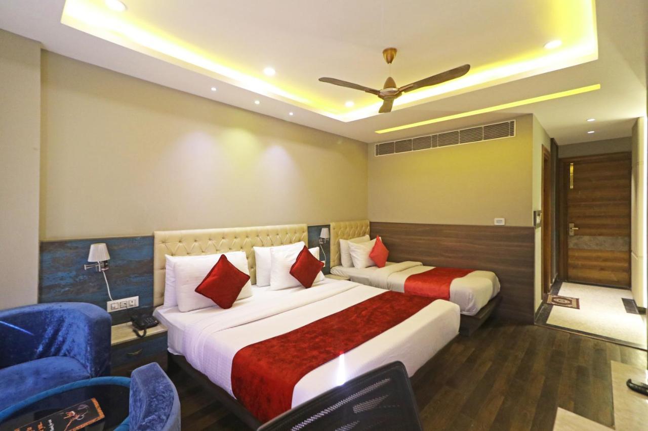 The Ivy Grand Hotel In City Centre With Free Secured Parking New Delhi Luaran gambar