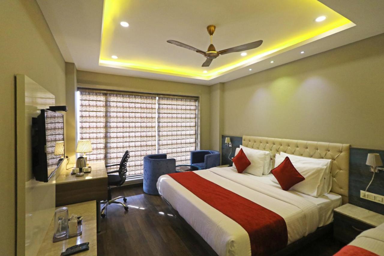 The Ivy Grand Hotel In City Centre With Free Secured Parking New Delhi Luaran gambar